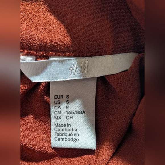 H & M Size S Rust Brown Twist-Neck Sleeveless Blouse - Picture 4 of 10